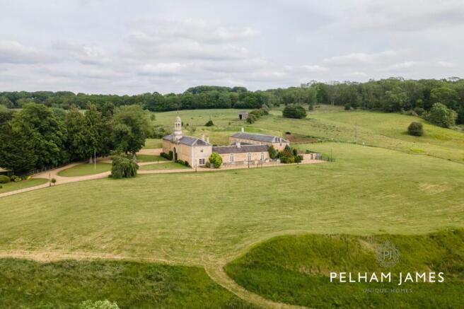 8 bed property, in Fineshade, £2,000,000