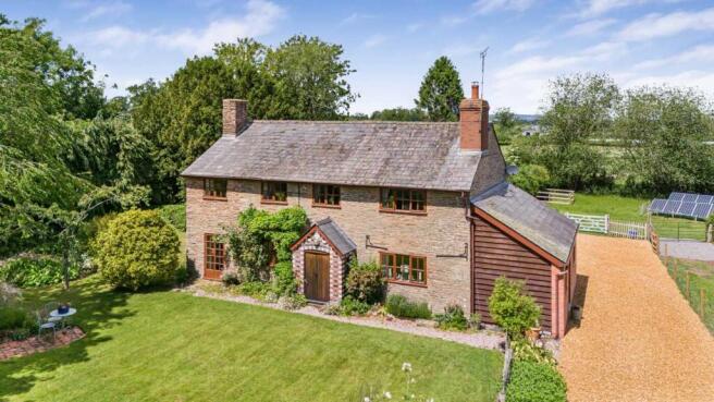 4 bed property, in White House With Approx 3 Acres, £725,000