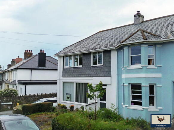 1 bed property, in Crapstone Villas PL20, £295,000