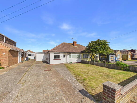 2 bed property, in Crown Road, £425,000