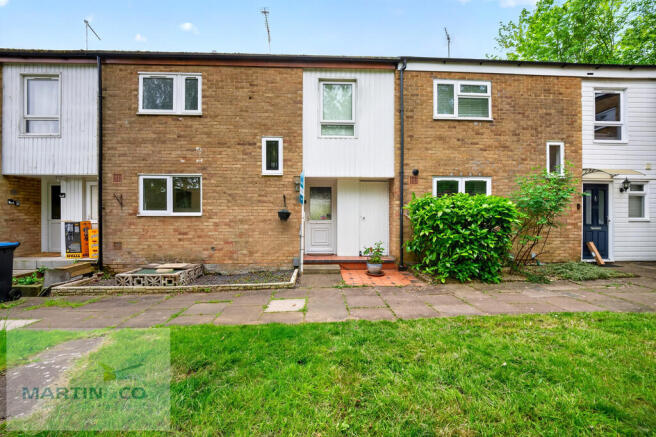 3 bed property, in Blythway, £325,000
