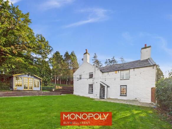 4 bed property, in Oxwich Road, £550,000