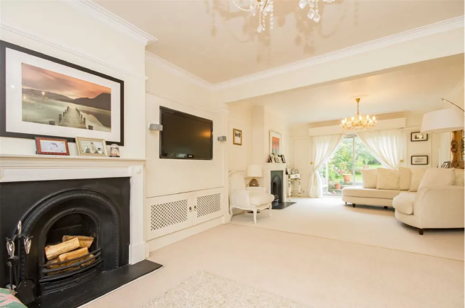 4 bed property, in Christian Fields, £1,200,000