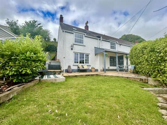 3 bed property, in Lowertown, £335,000