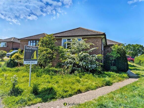 3 bed property, in Birch Gardens, £250,000