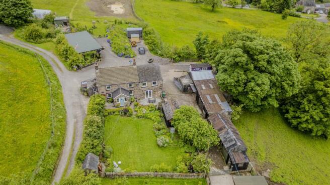 3 bed property, in Stoney Lane, £875,000