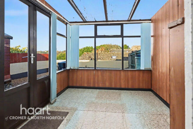 1 bed property, in Cromer NR27, £150,000