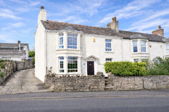 4 bed property, in Farleigh Road, £725,000