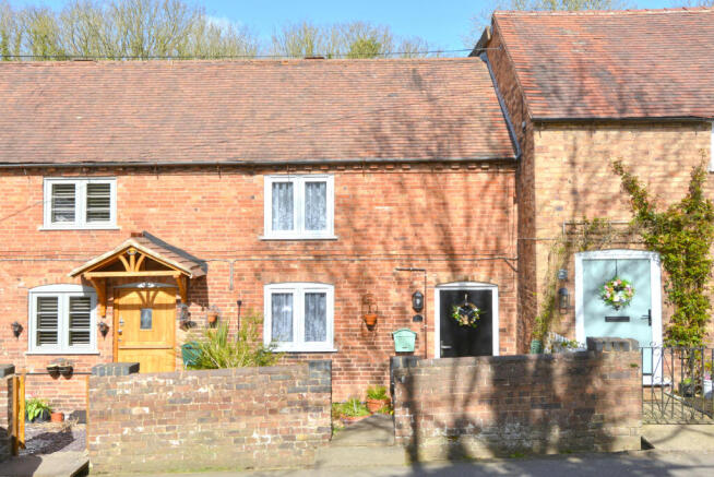 2 bed property, in Lincoln Hill, £255,000