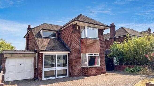 3 bed property, in Lansdown Road, £440,000