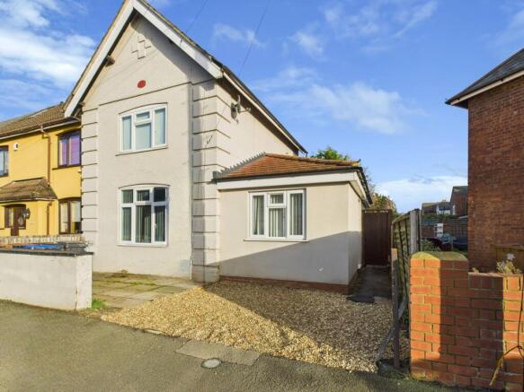 4 bed property, in Nursery Lane, £250,000