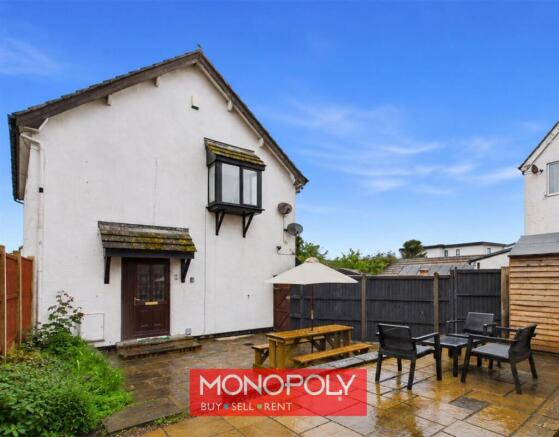 2 bed property, in Trillo Avenue, £220,000