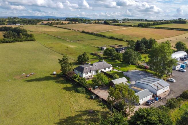 3 bed property, in Damhead, £575,000