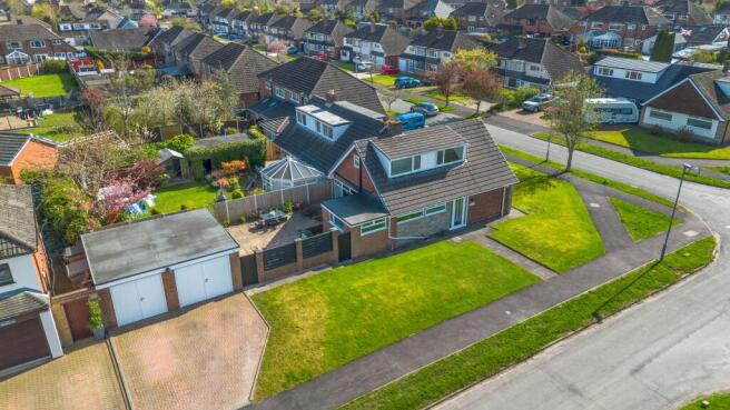 4 bed property, in Ennerdale Avenue, £335,000