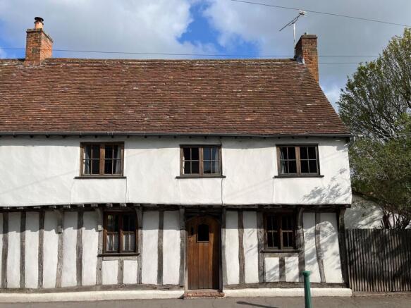 4 bed property, in High Street, £875,000