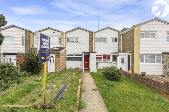 2 bed property, in Winston Road, £200,000