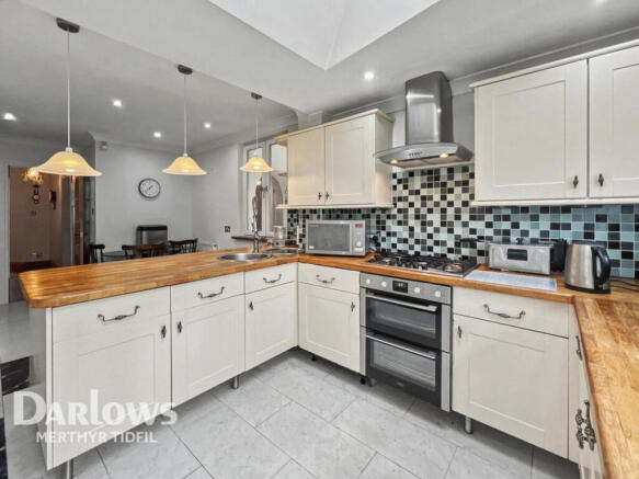 4 bed property, in Brecon Road, £235,000