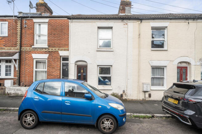 2 bed property, in Methuen Street, £265,000