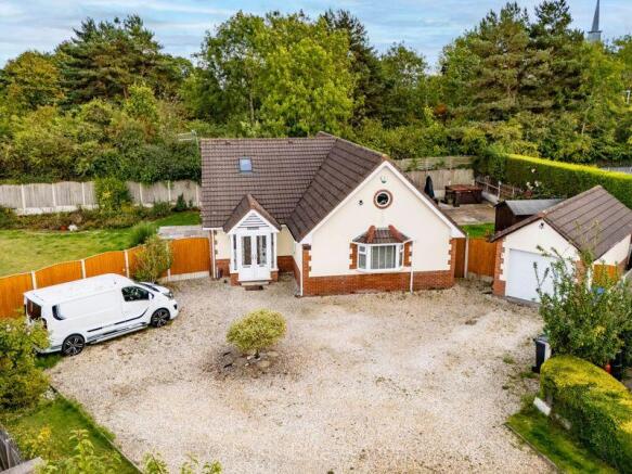 4 bed property, in Trafford Crescent, £425,000