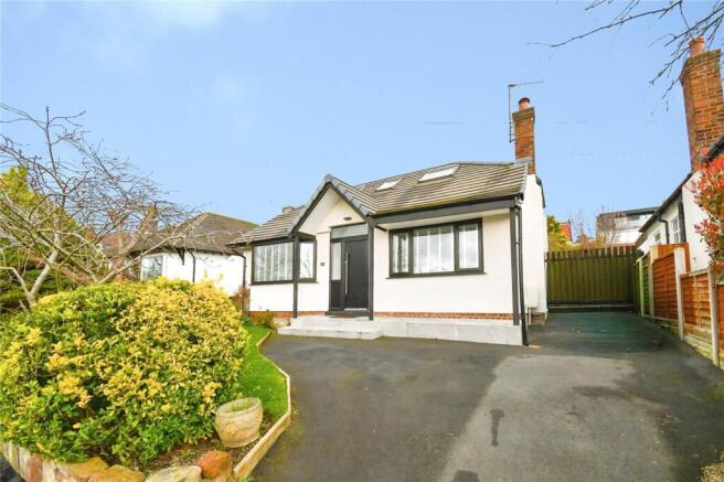 4 bed property, in Westway, £650,000