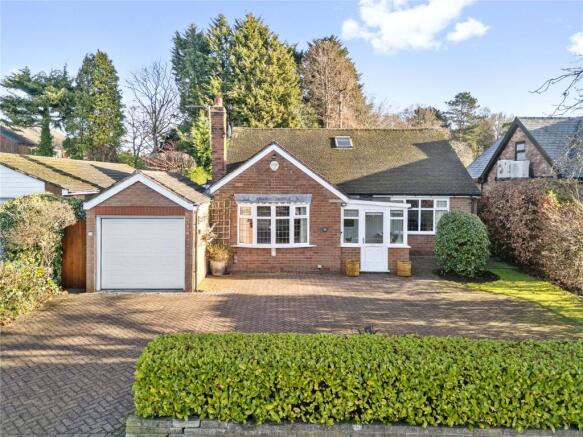 4 bed property, in Green Gate, £775,000