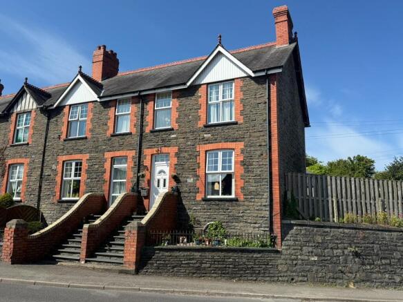 5 bed property, in Aberystwyth SY23, £298,500