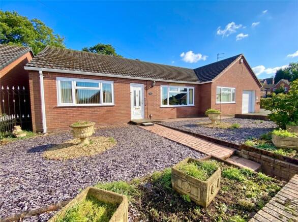 3 bed property, in Vicar Street, £360,000