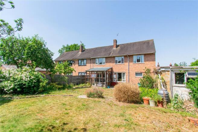 4 bed property, in Culver Road, £450,000