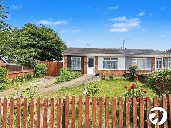 3 bed property, in Courtfield Avenue, £350,000