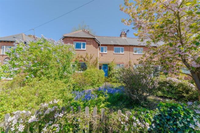 3 bed property, in Maurice Road, £375,000
