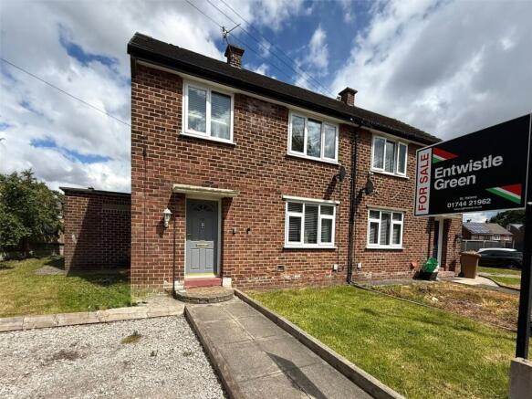 3 bed property, in Harvey Avenue, £180,000