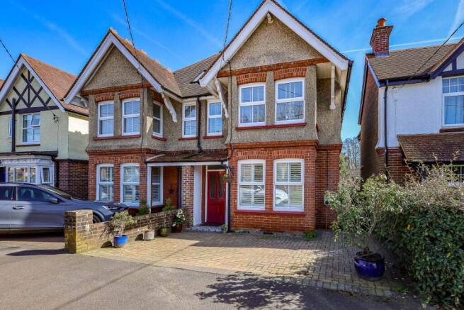 4 bed property, in Western Road, £600,000
