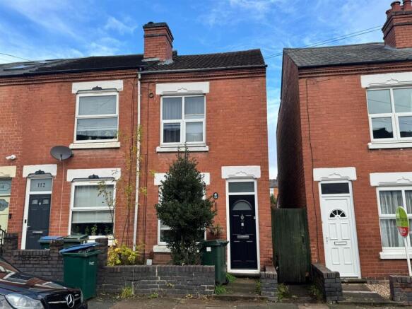 3 bed property, in Westwood Road, £145,000