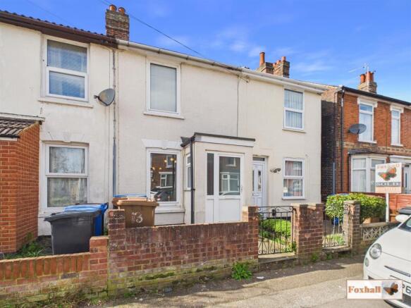 3 bed property, in Alston Road, £170,000