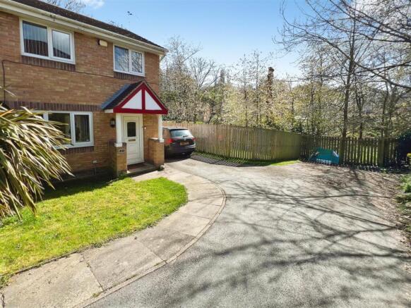 3 bed property, in Drovers Way, £230,000