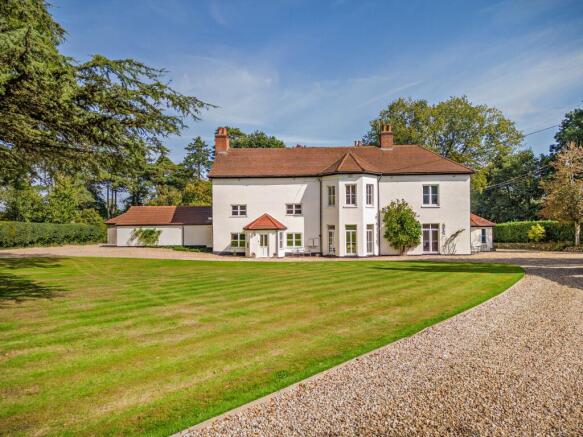 7 bed property, in Craddock, £1,750,000