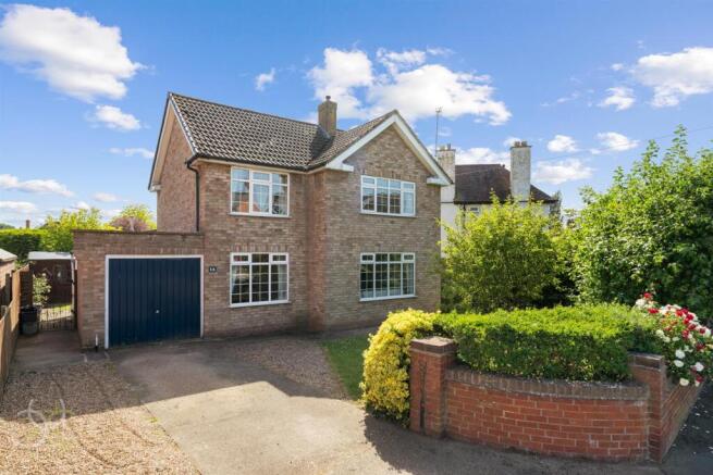 3 bed property, in Badsey Lane, £375,000