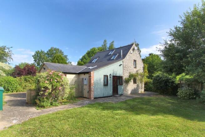 Land, in Nupdown Lane, £200,000