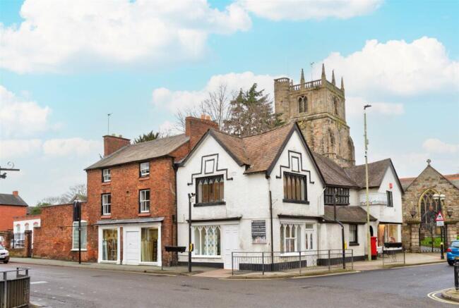 4 bed property, in Church Street, £750,000