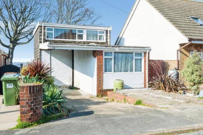 4 bed property, in Bryanston Road, £325,000