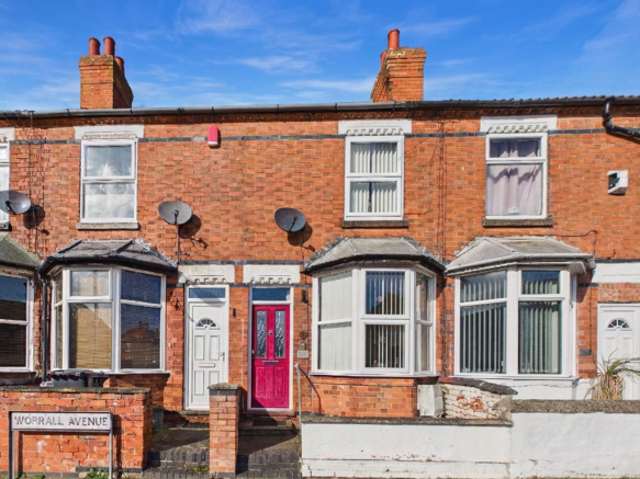 2 bed property, in Worrall Avenue, £160,000