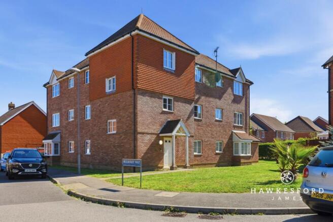2 bed property, in Mulberry Way, £155,000