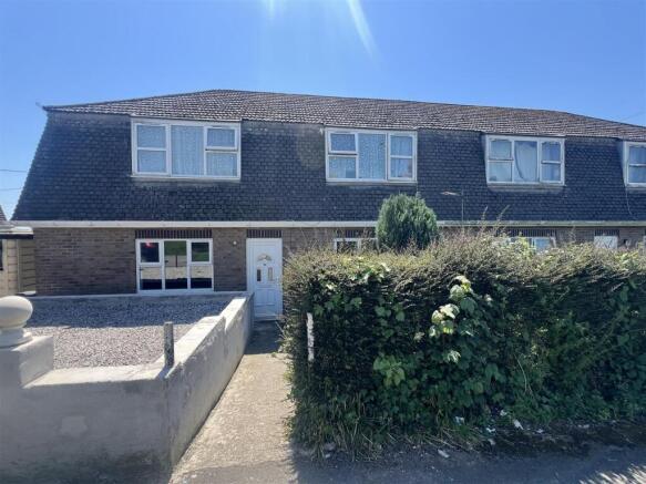 3 bed property, in Landrew Road, £70,000