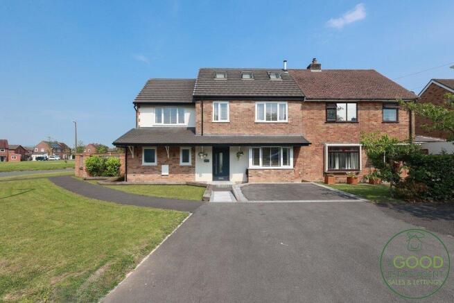 4 bed property, in Lidget Avenue, £400,000