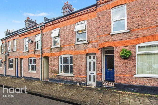 3 bed property, in Frederick Street, £295,000