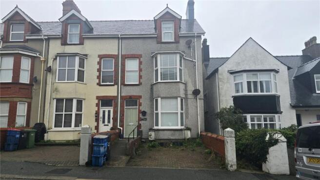 1 bed property, in Bryn Goleu Avenue North, £119,000