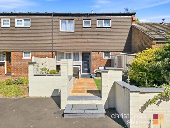 3 bed property, in Mcgredy, £425,000