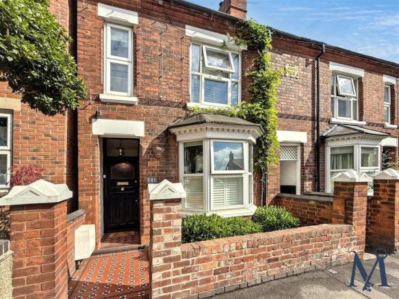 3 bed property, in Hermitage Road, £239,950