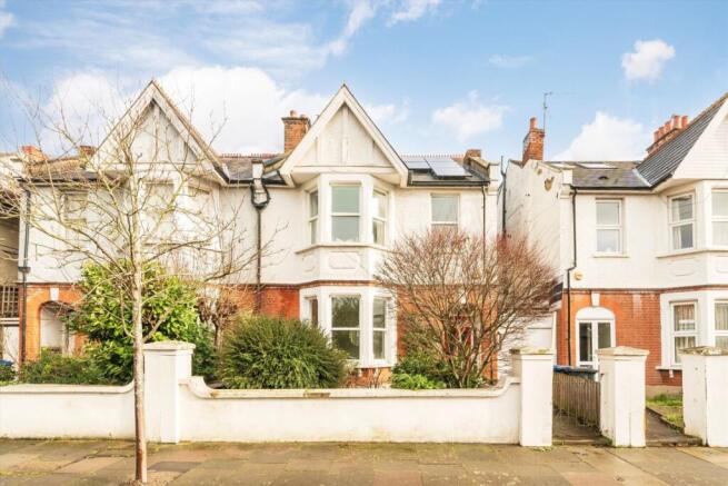 4 bed property, in Waldemar Avenue, £1,375,000
