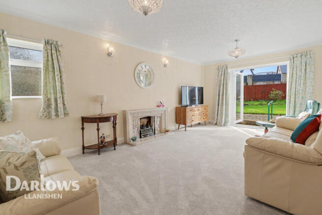 3 bed property, in North Rise, £525,000